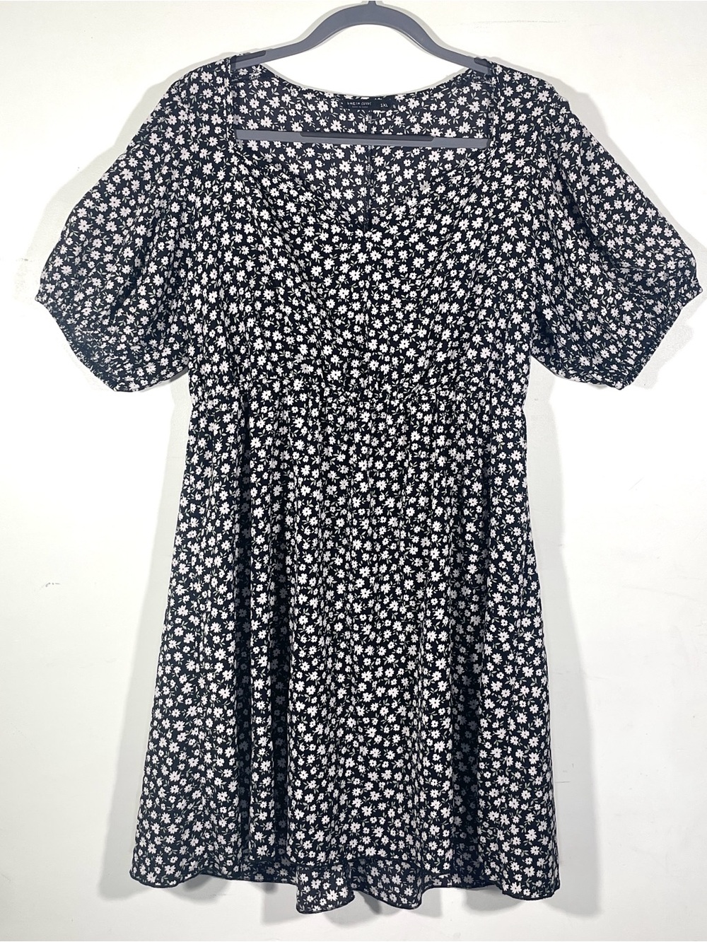 SHEIN Curve Black Floral Puff Sleeve Mini Dress 1XL Cottagecore Babydoll